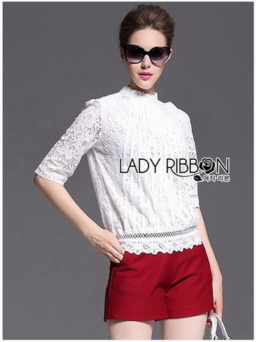 เสื้อลูกไม้สีขาวผ้านิ่มใส่สบาย