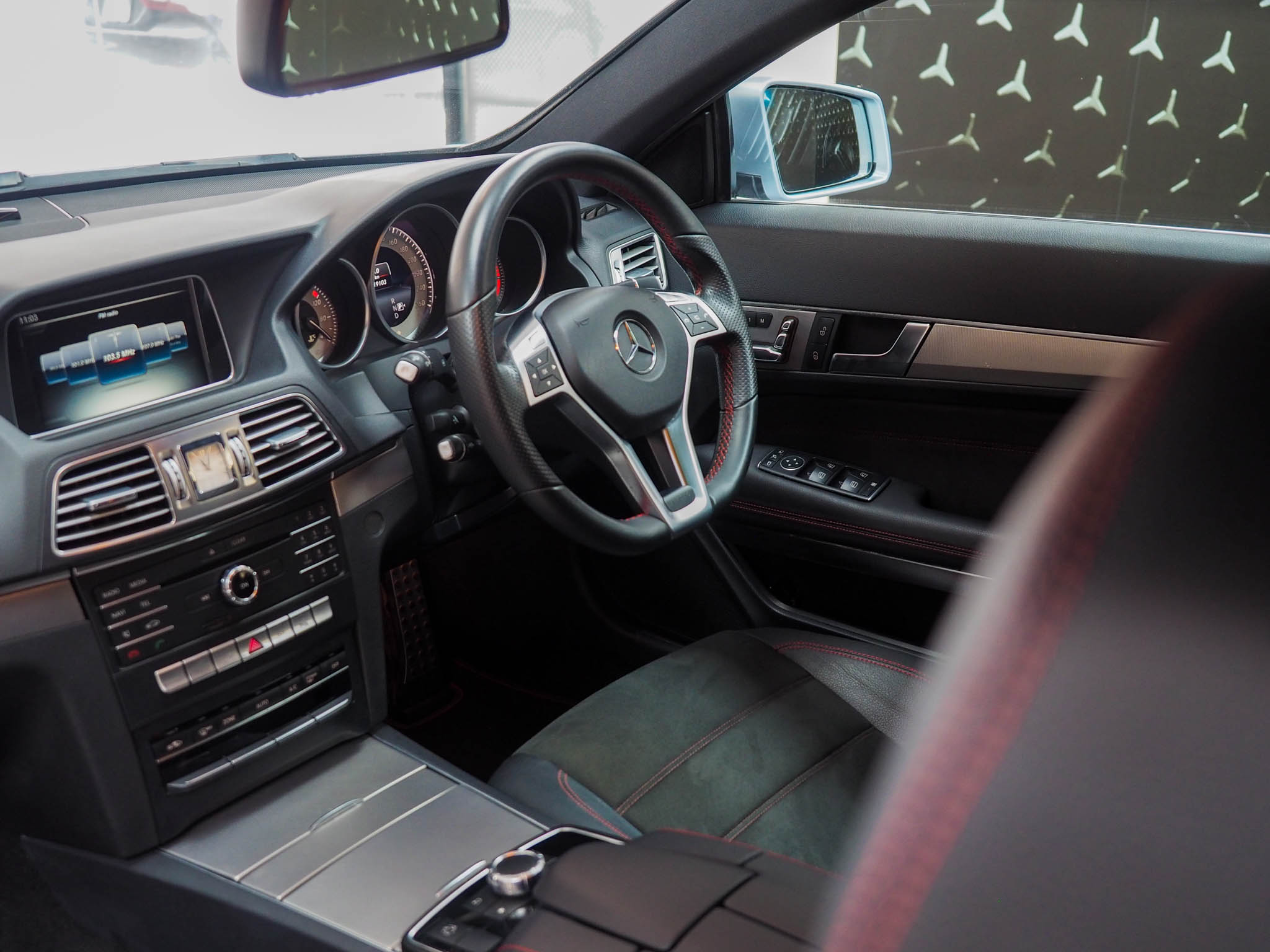 จองแล้ว E250 Coupe AMG W207