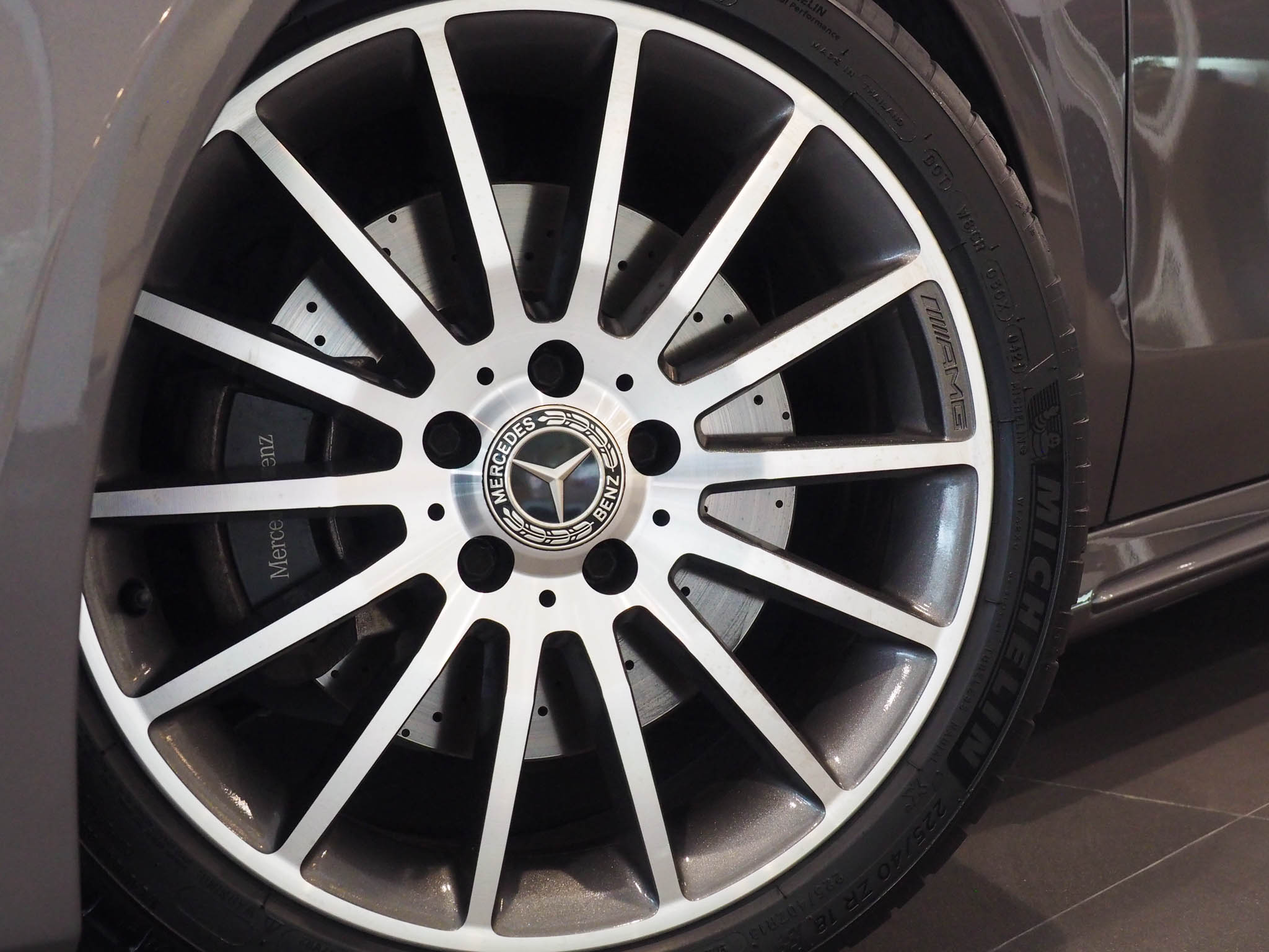 จองแล้ว CLA250 AMG W117