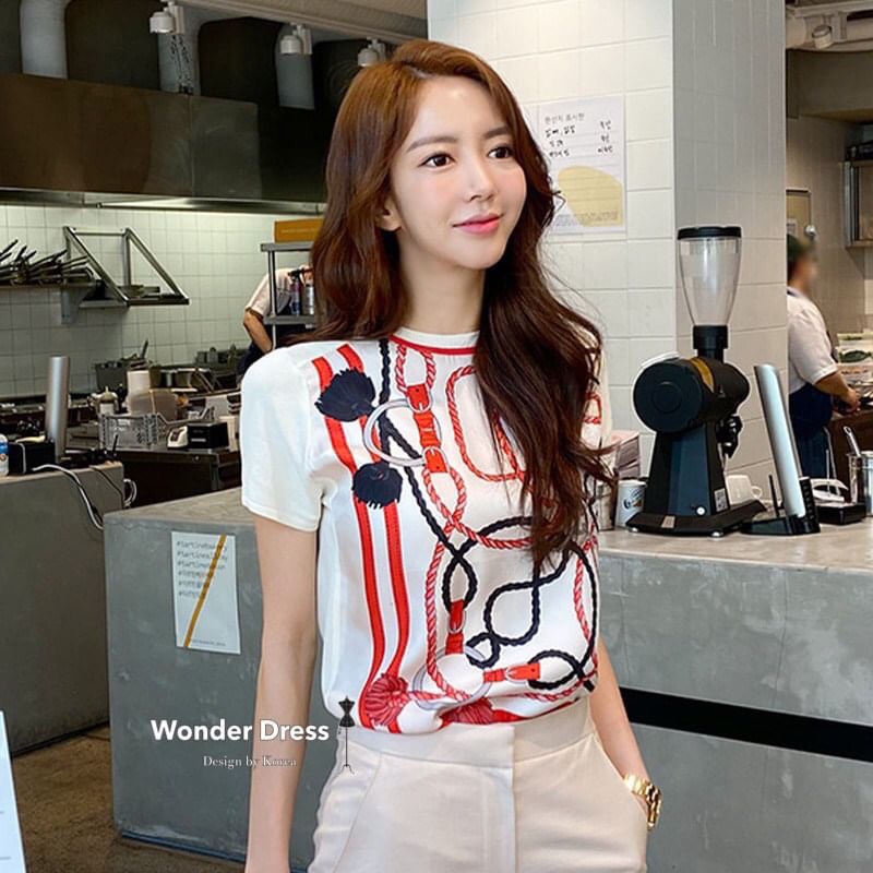 เสื้อแขนสั้นลายโซ่สุดคลาสสิค