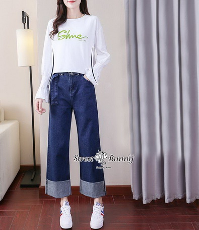 เสื้อคอกลมแขนยาวปลายแขนขอบยางระบายสวย