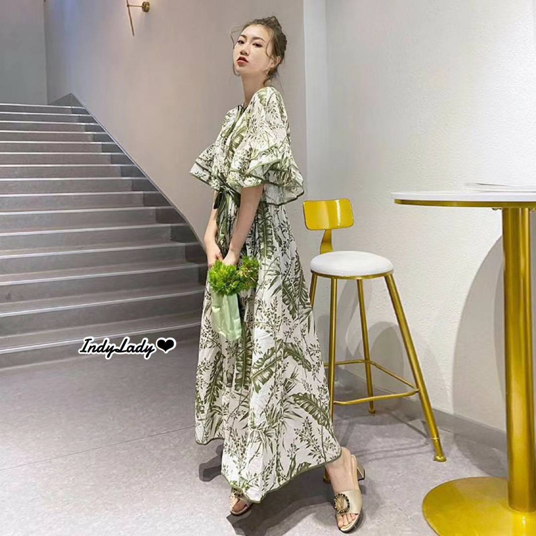 Dress แขนสั้นเป็นชั้นระบาย