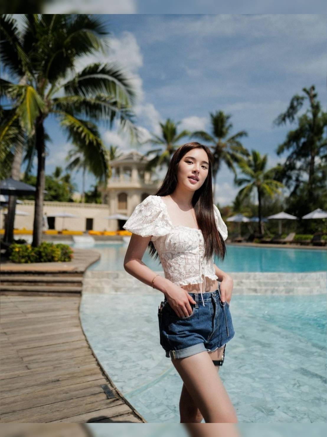 เสื้อกระดุมหน้า ผ้าลูกไม้