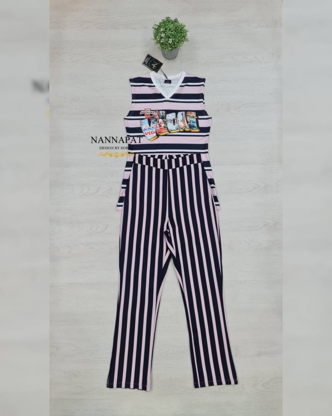 เสืัอสวมมีซิปหลัง