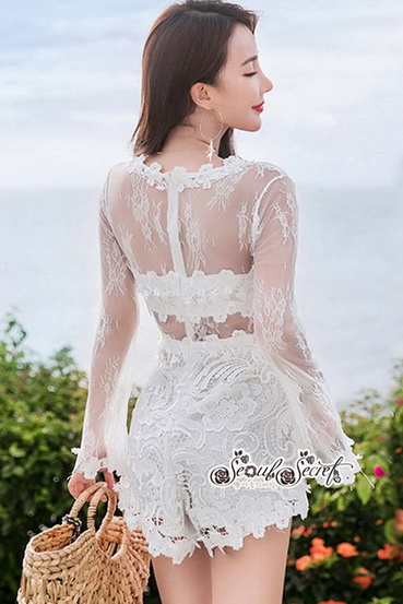 จั้มสูทขาสั้นสไตล์เกาหลีสีดำขาว