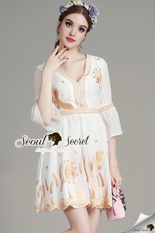 SS16220816 Seoul Secret Say's .... Goldy Lady Stick Love Dress