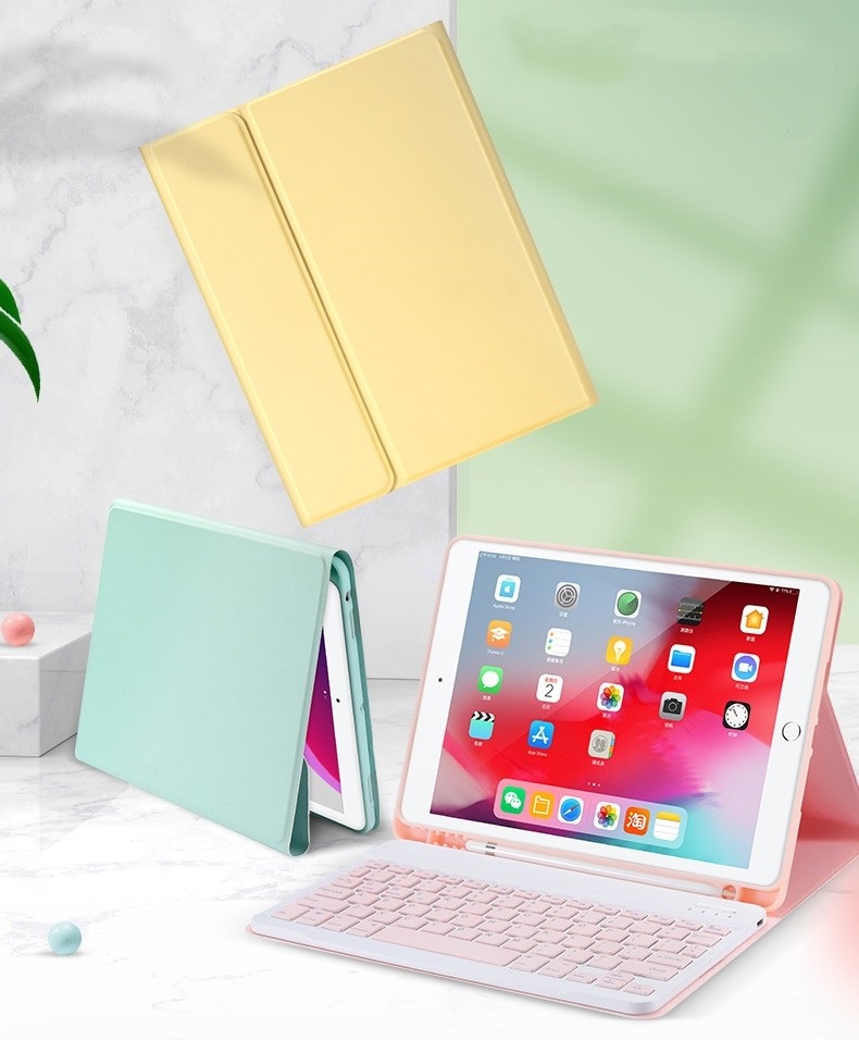 เคสคีย์บอร์ด แป้นไทย/อังกฤษ มีที่เก็บปากกา (Pastel Collection) - เคส iPad Air 3 / Pro 10.5"