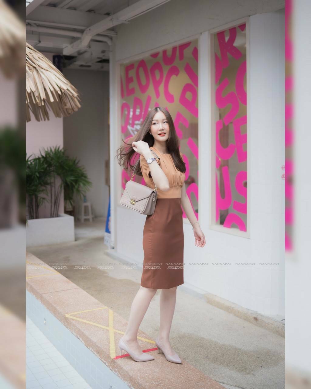 ชุดเดรสเข้ารูปเก็บทรงสวย