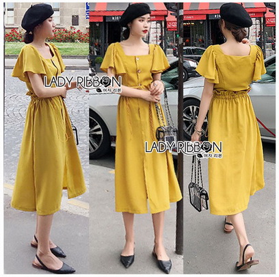 เซ็ตเสื้อคร็อปสั้นและกระโปรงสีเหลืองมัสตาร์ด
