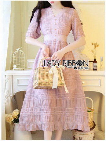 เดรสสีชมพูแขนสั้นจับสม็อคตกแต่งระบาย