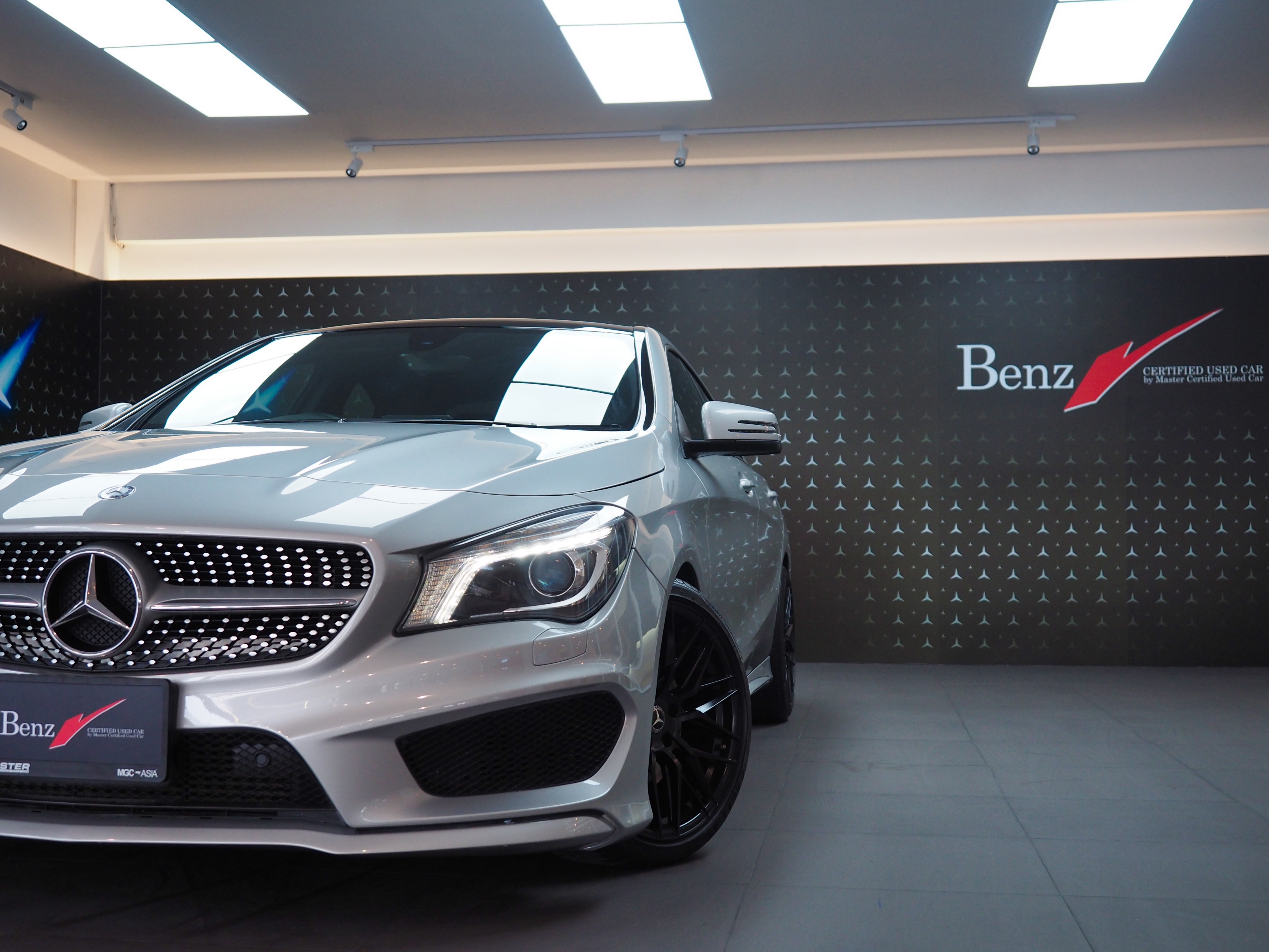 จองแล้ว CLA250 AMG W117