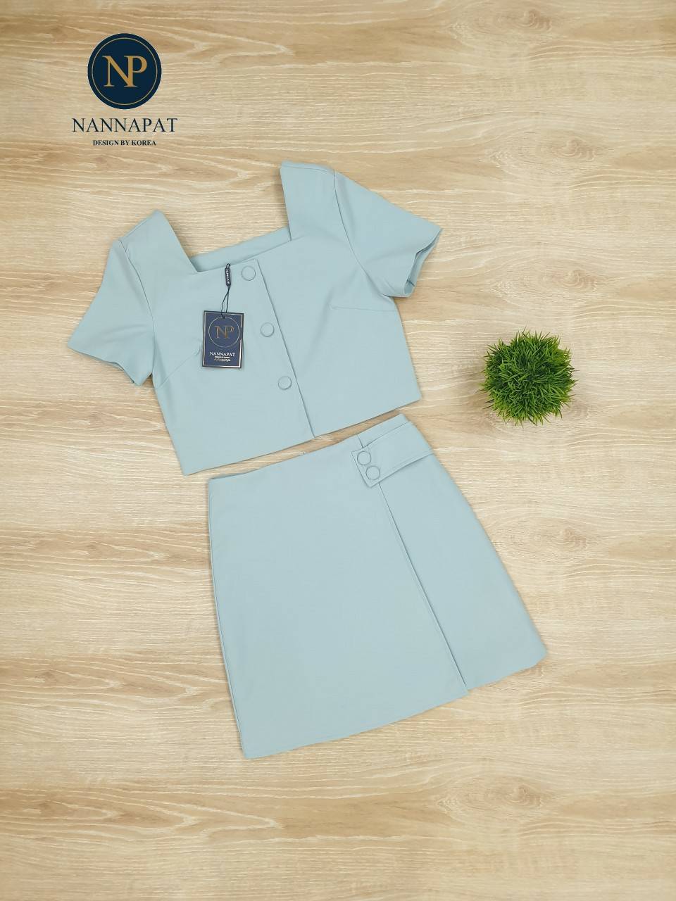 เซทเสื้อกระดุมหน้าสีฟ้าอมเขียว