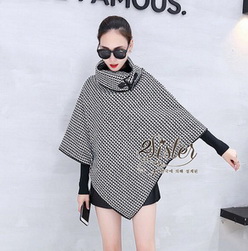 เสื้อกันหนาวคลุมคอตั้งแขนบาน