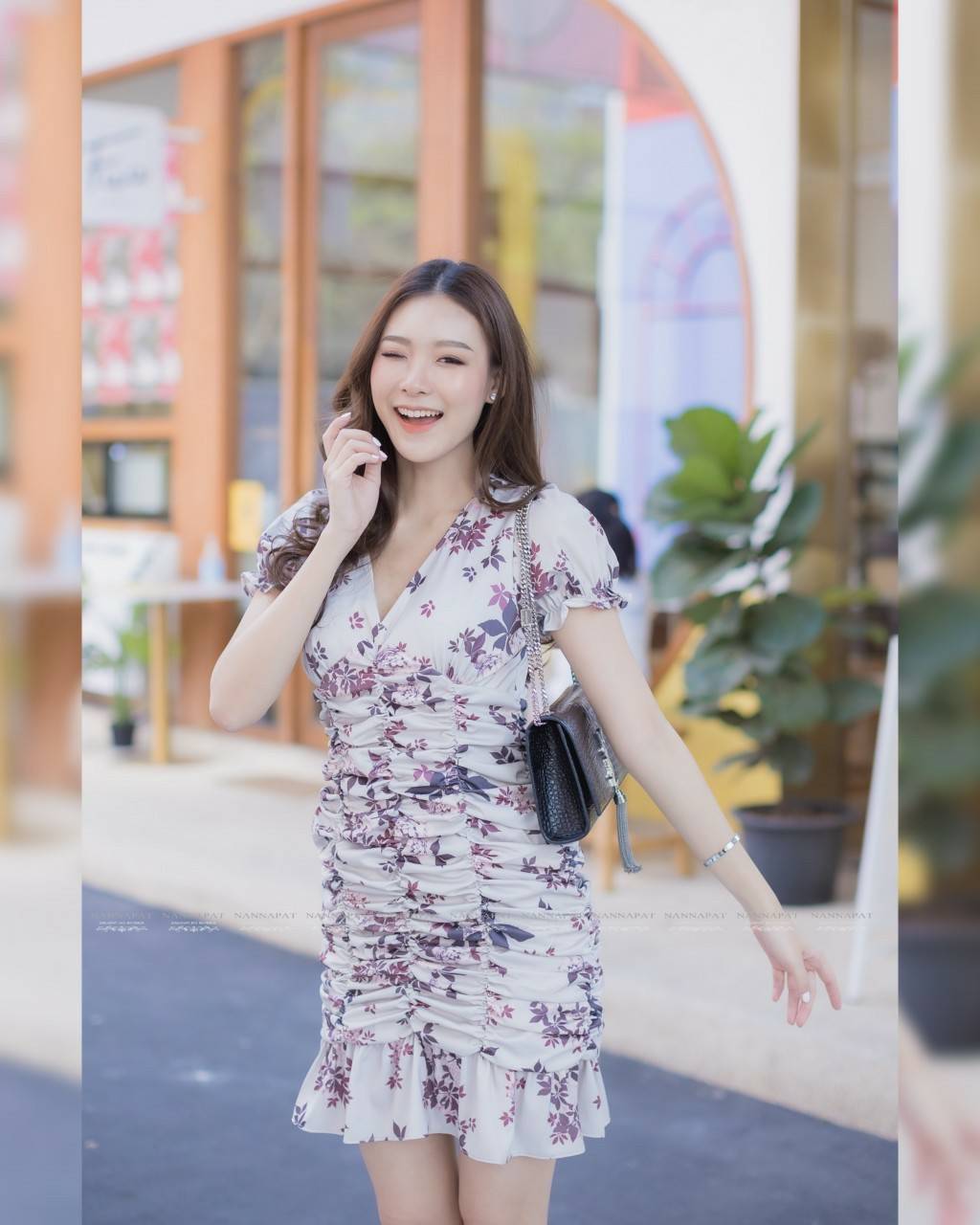 ชุดเดรสงานซิปหลัง เข้ารูปเก็บทรงสวย