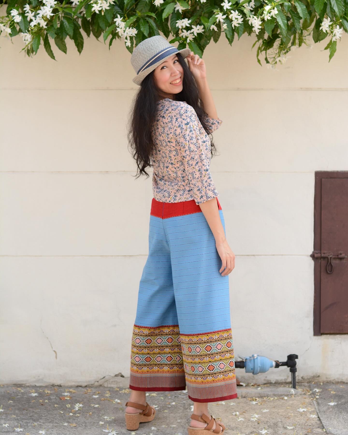 กางเกงป้าย