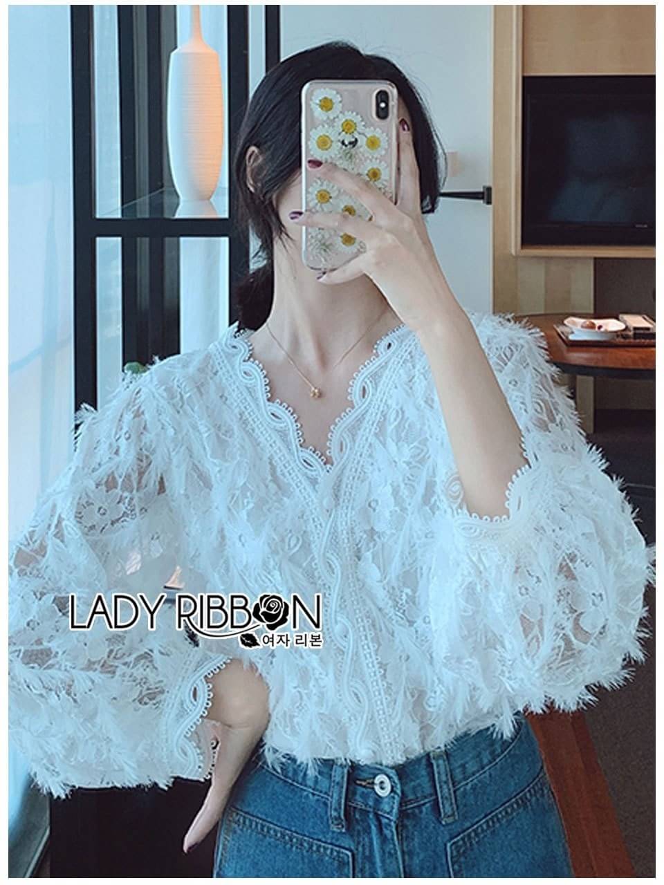 เสื้อเชิ้ตกระดุมแขนยาวคอกว้าง