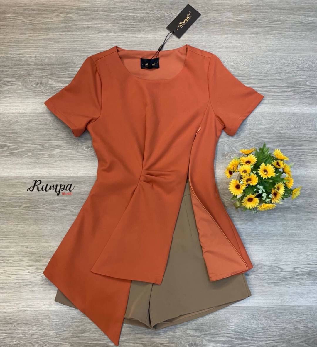 สื้อกางเกงขาสั้น