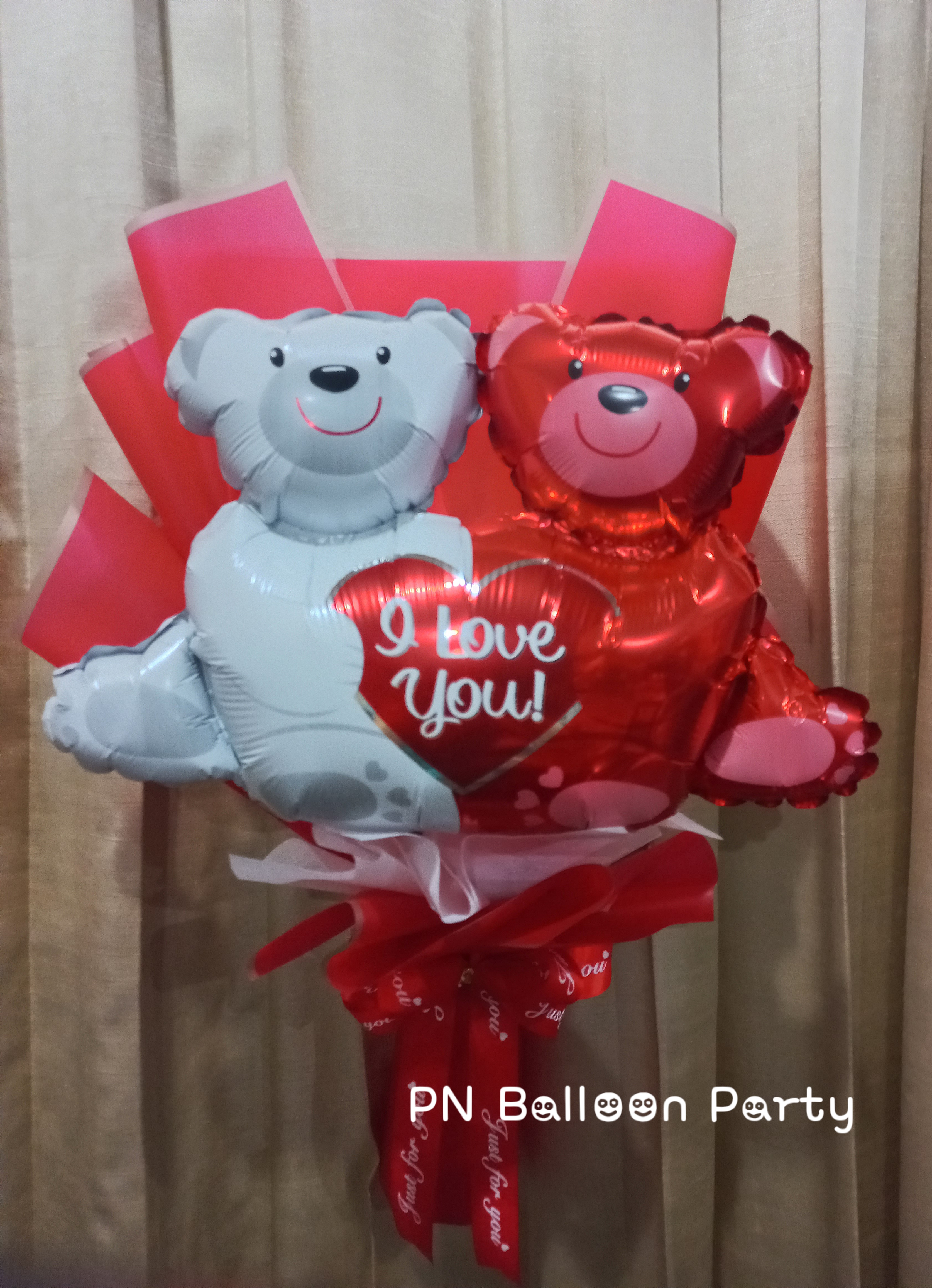 ช่อลูกโป่งน้องหมีหัวใจ วาเลนไทน์ Valentine's bear and I love you balloons