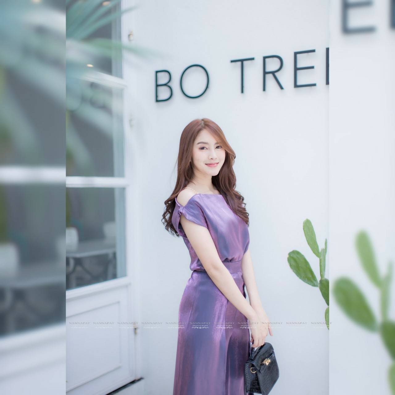 สื้อสวมหัว ไหล่โซ่ต่างระดับ กางเกงขายาว