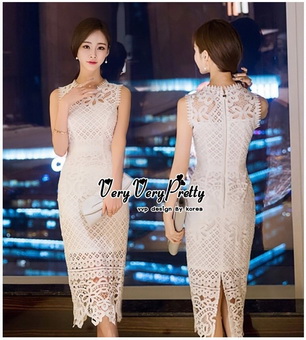 Lady Ribbon Online ขายส่งเสื้อผ้าออนไลน์ Very very pretty เสื้อผ้า VP0210816 Elegant Premium Flora Long Lace Sleeveless Dress