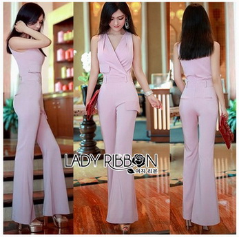 Pink Flared Jumpsuit จัมป์สูททรงขาบานสีชมพูอ่อน