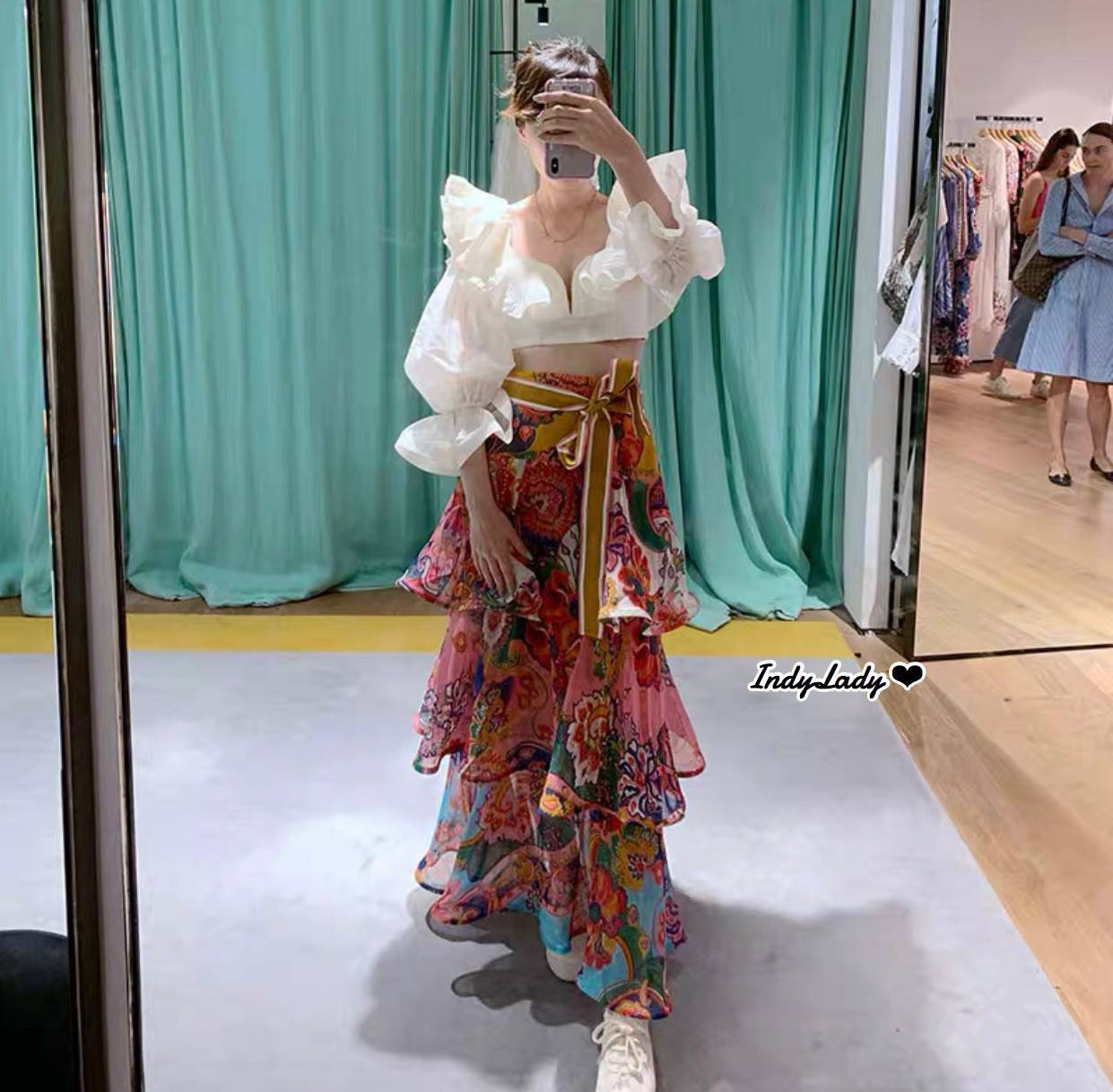 เสื้อกระโปงตัวเสื้อ แขนยาว เอวลอย