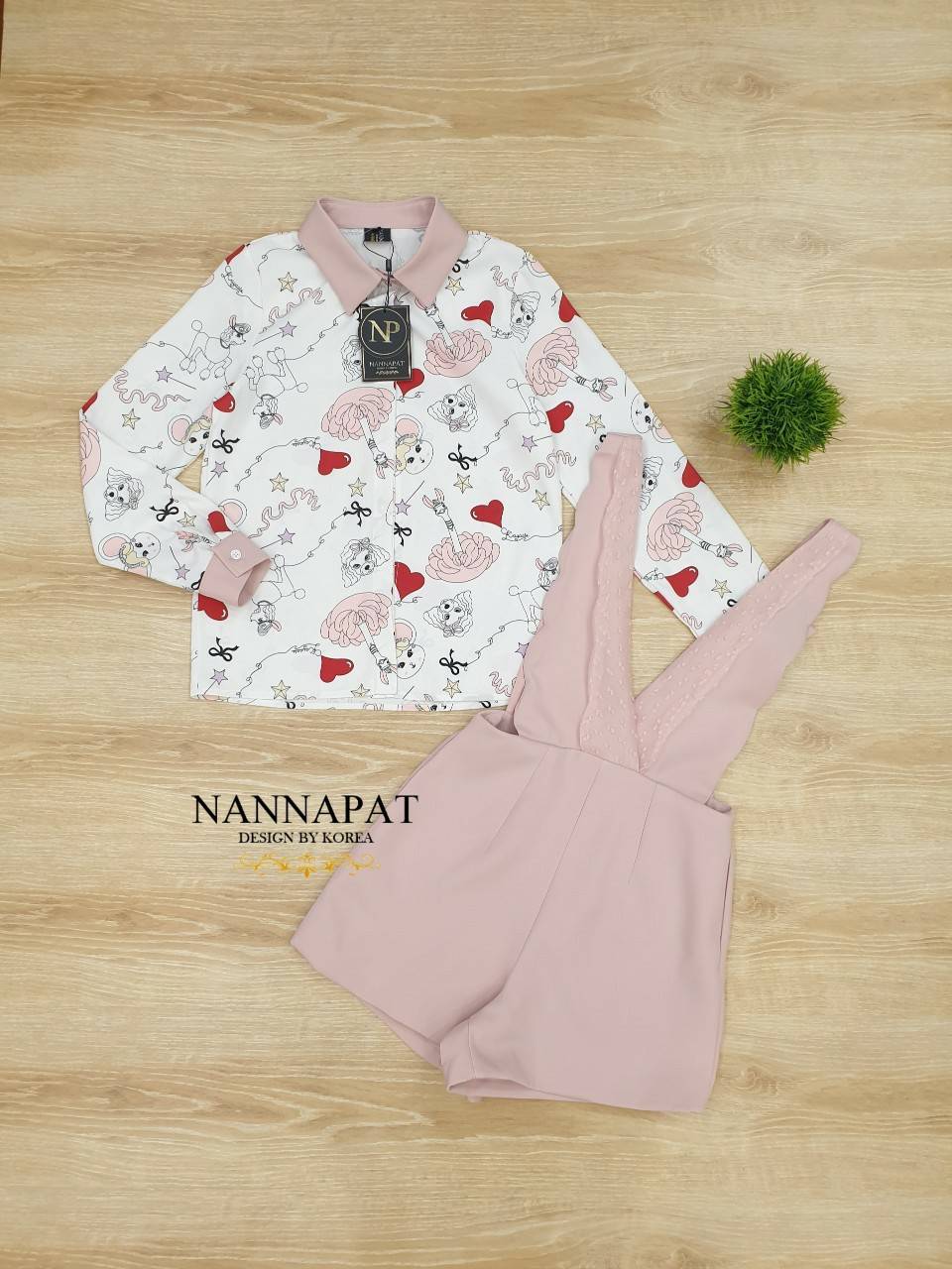 เสื้อกระดุมหน้า พิมพ์ลายเก๋