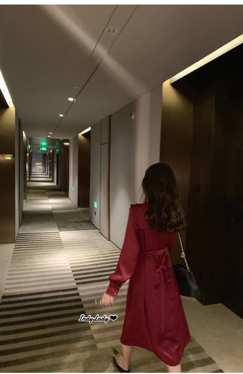 Dress กระดุมหน้าแขนยาว