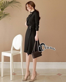 ชุดเดรสคอกลมซิปหลัง