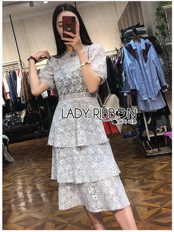 Lace Dress เดรสผ้าลูกไม้สีเทาอ่อน