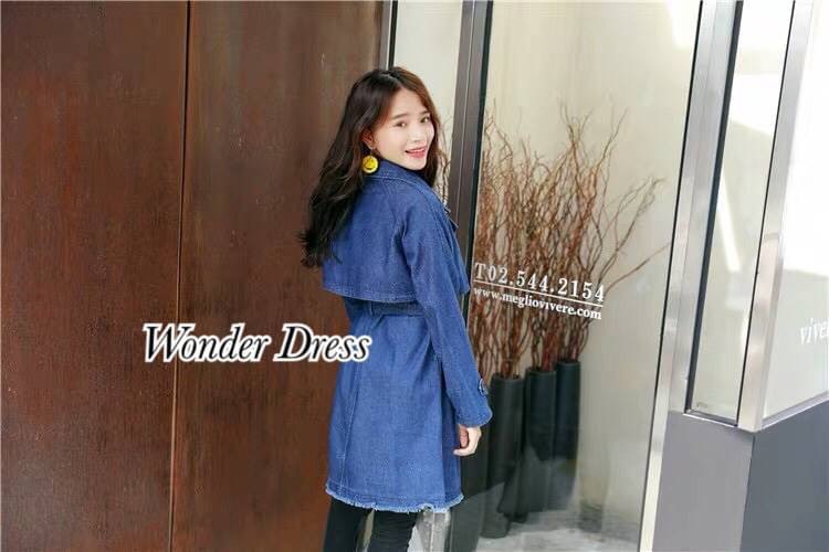 เสื้อคลุมยีนส์สีเข้มทรงโอเวอร์ไซค์