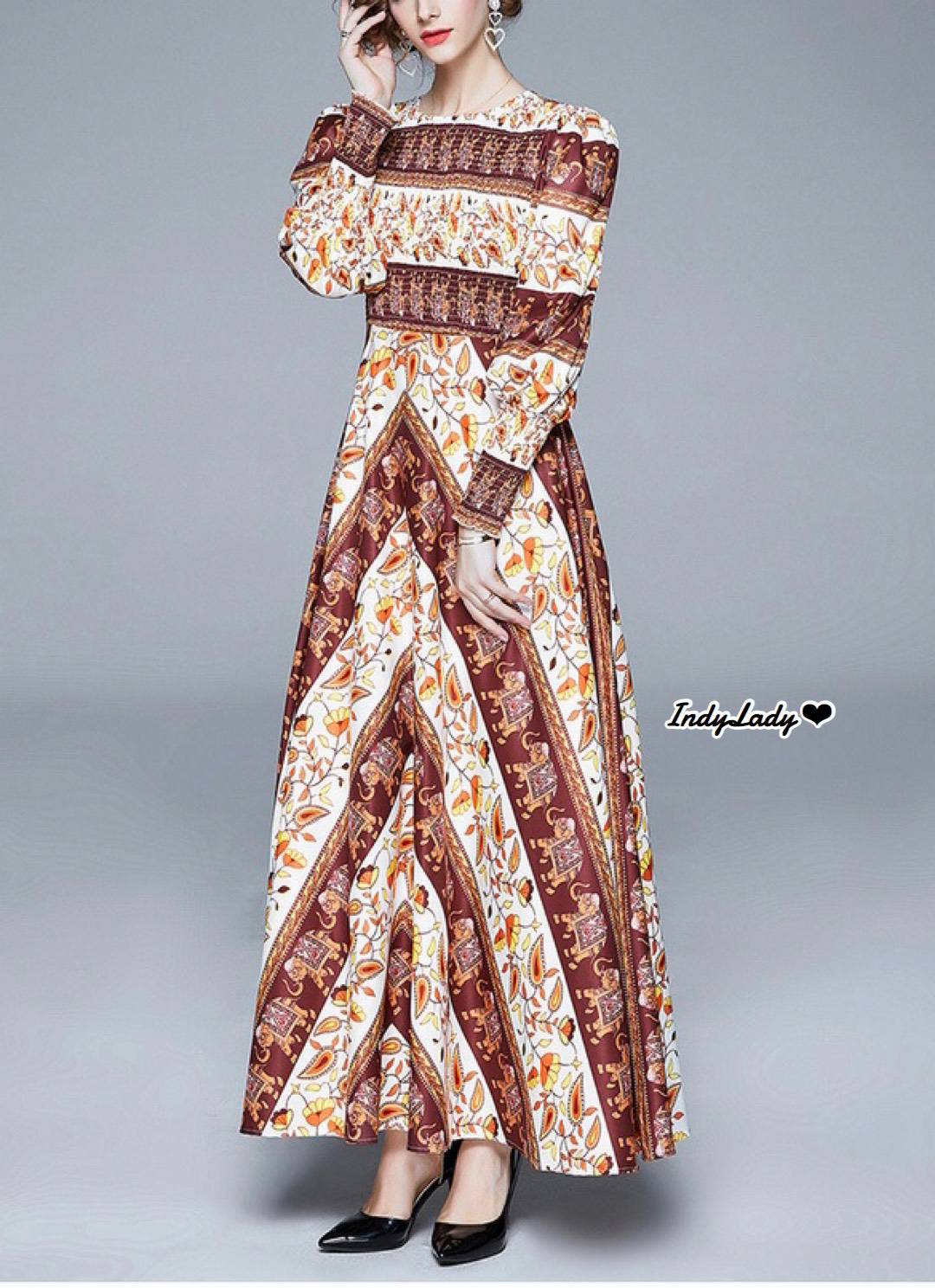 Dress ช่วงอกเป็นสม๊อก