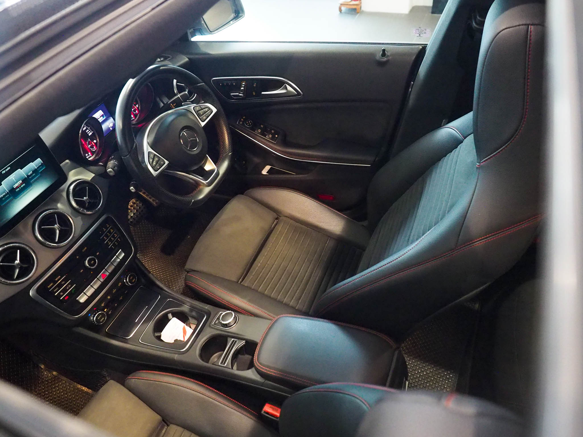 จองแล้ว CLA250 AMG W117