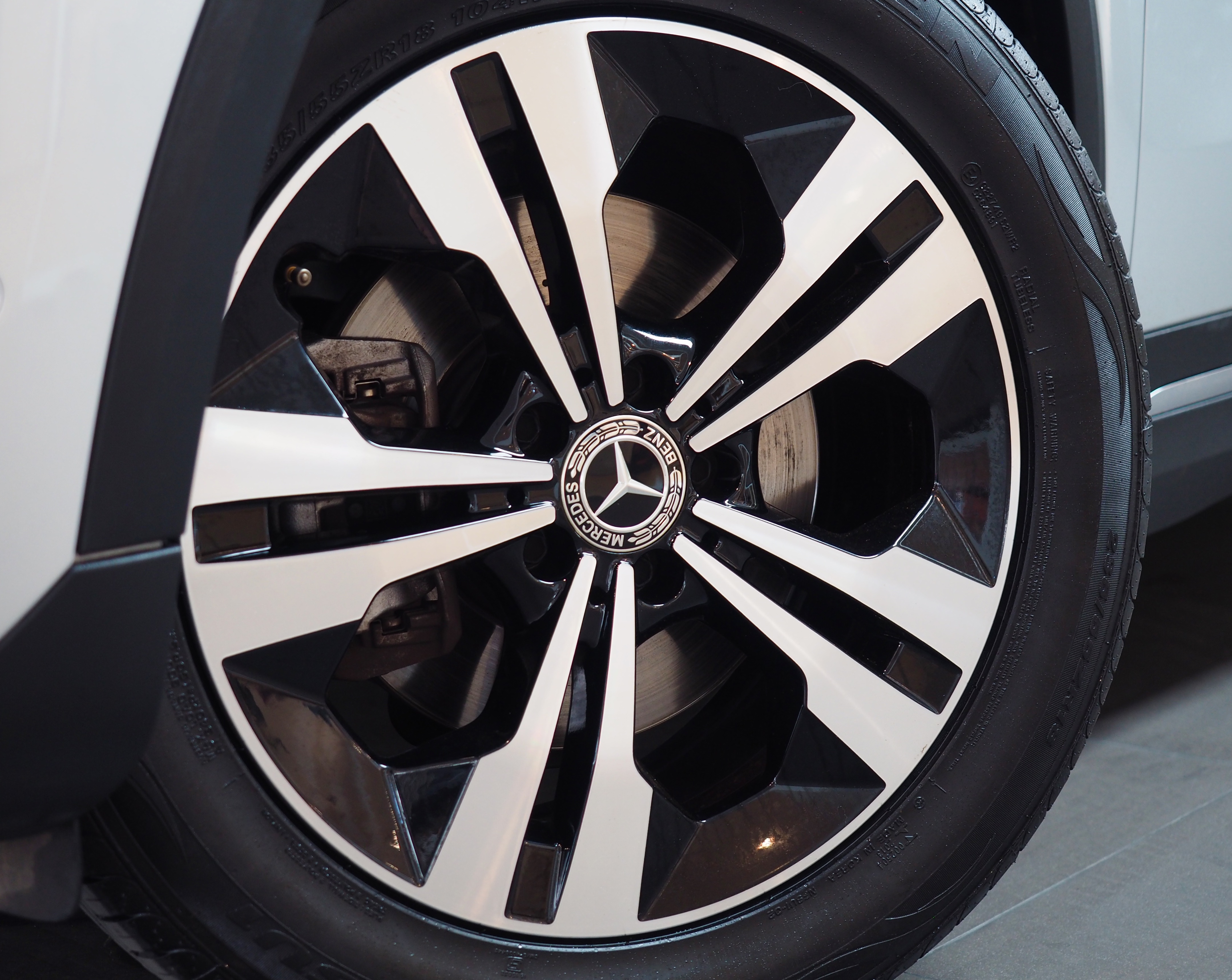 จองแล้ว GLA200 Progressive W177