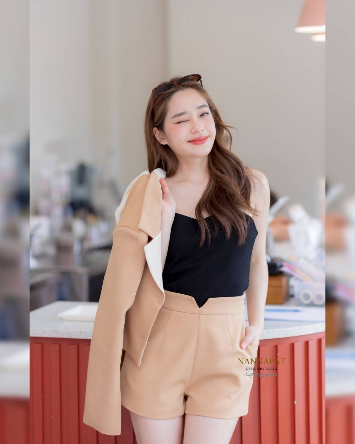 เสื้อคลุมทูโทน กระดุมหน้า พร้อมเสื้อยืดสายเดี่ยว