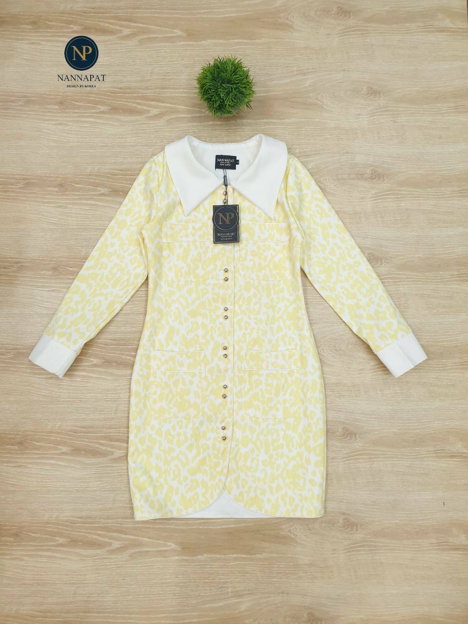 เดรสสูทกระดุมหน้ากระเป๋าคู่