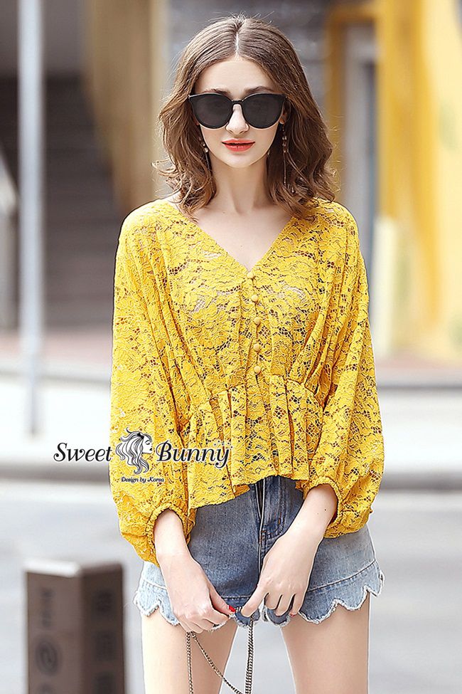 เสื้อทรงปล่อยๆ เสื้อแขนยาวพองนิดๆ