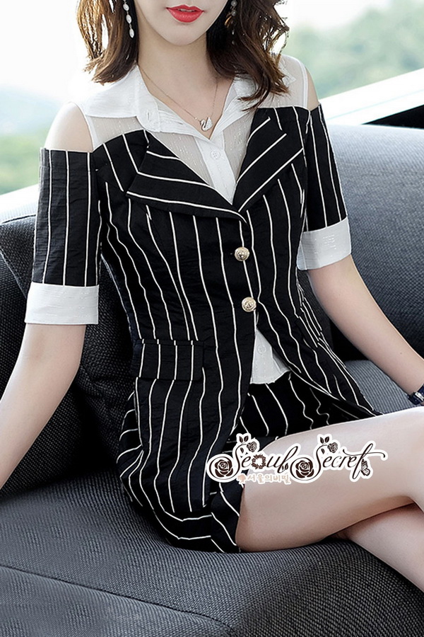 เสื้อสูทลุคสาวไฮคลาสทอลายริ้วคาดเส้นสีขาว