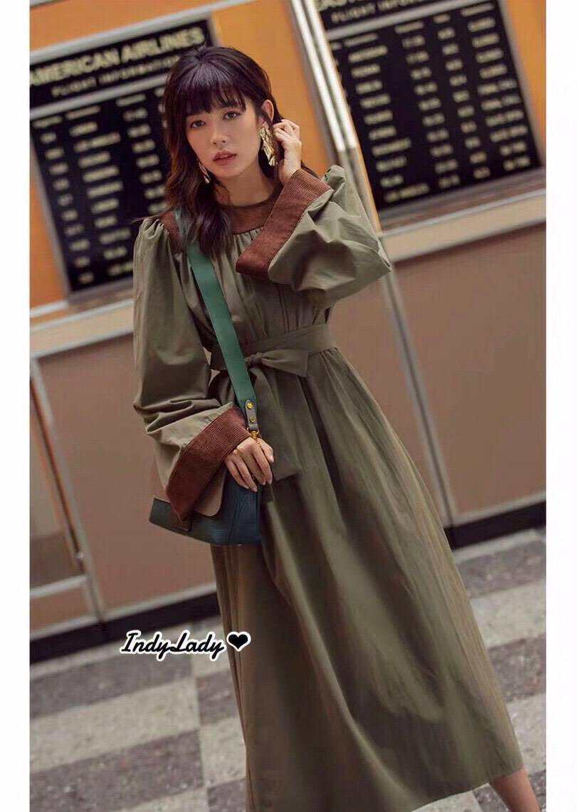 Dress แขนยาว แต่งขอบคอ