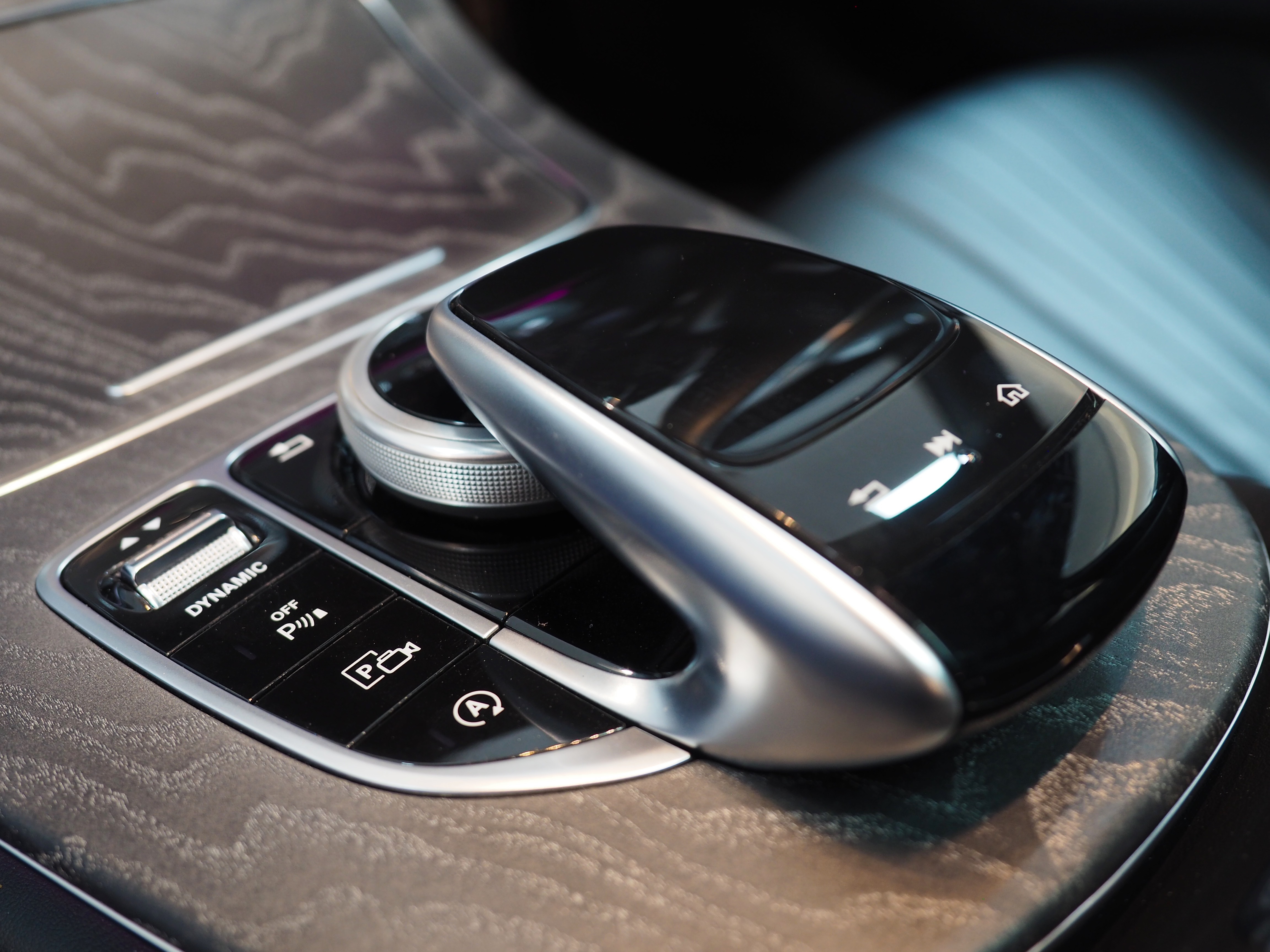 จองแล้ว CLS300d AMG Premium W257