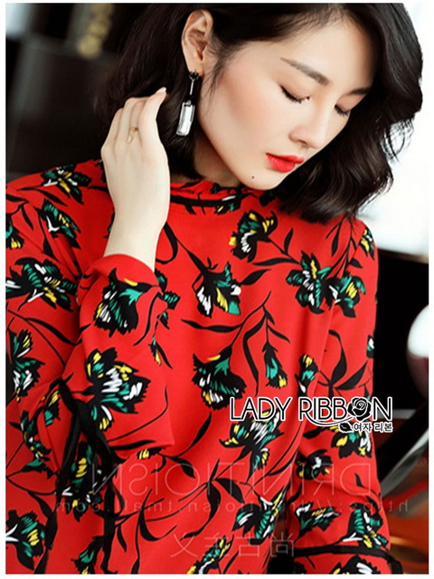 เดรสผ้าเครปสีแดงพิมพ์ลายดอกไม้สีเขียว