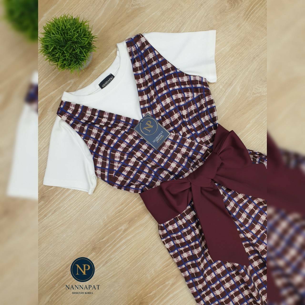 จัมสูททรงสวยขาบาน