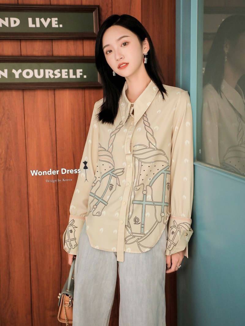 เสื้อเขิ้ตผ้าซาตินเนื้อหนาสีครีม