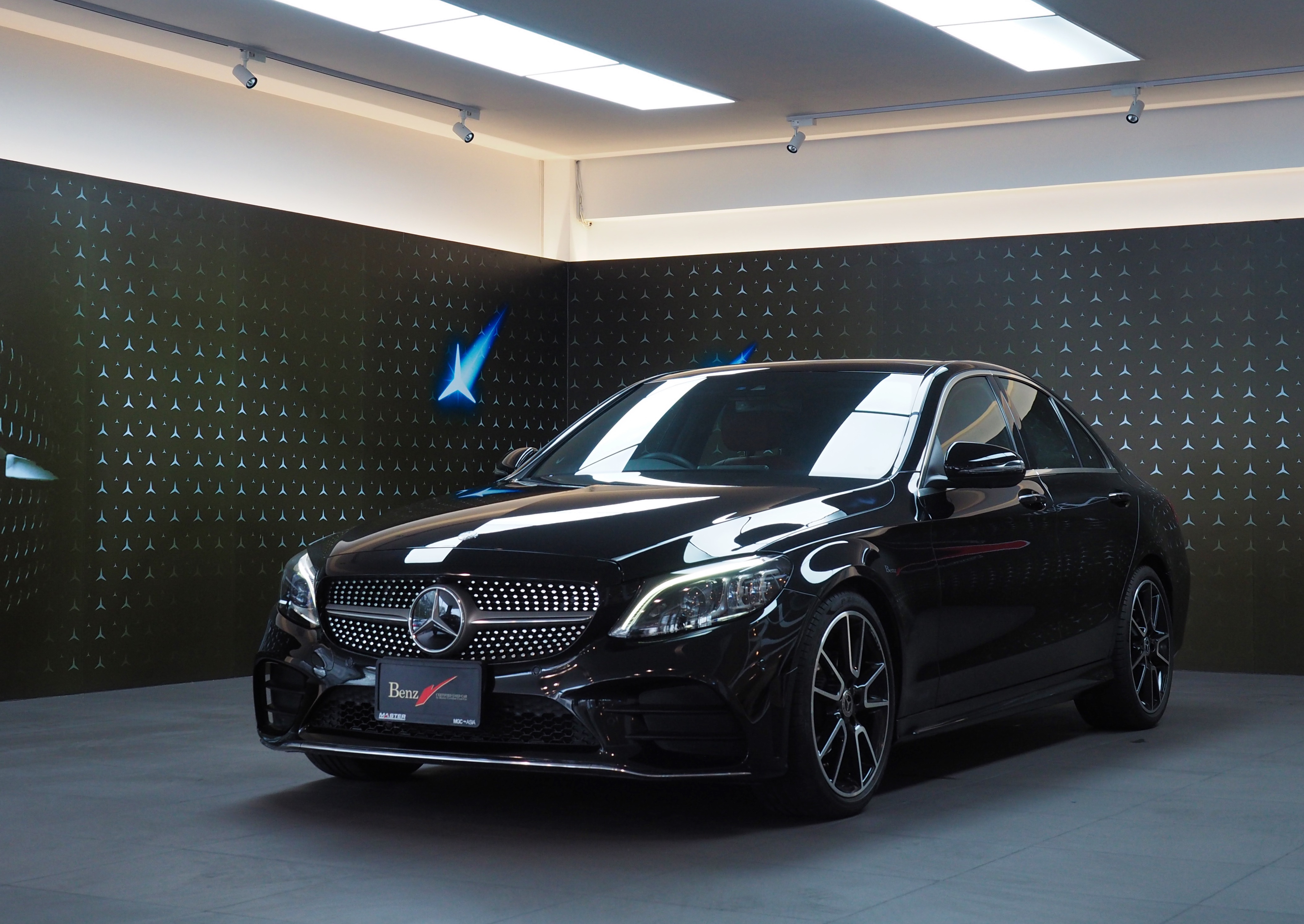 จองแล้ว C220d AMG Dynamic W205