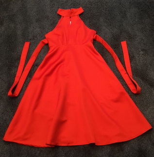 ชุดเดรสแขนเว้า เทรนด์เกาหลี