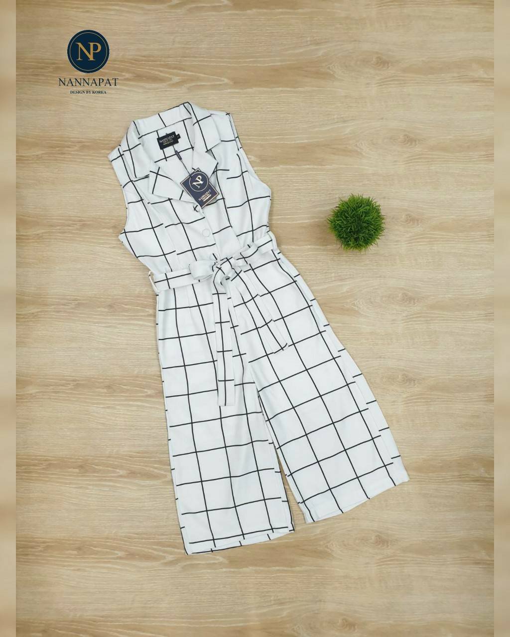 จั้มสูทลายตารางคลาสสิค