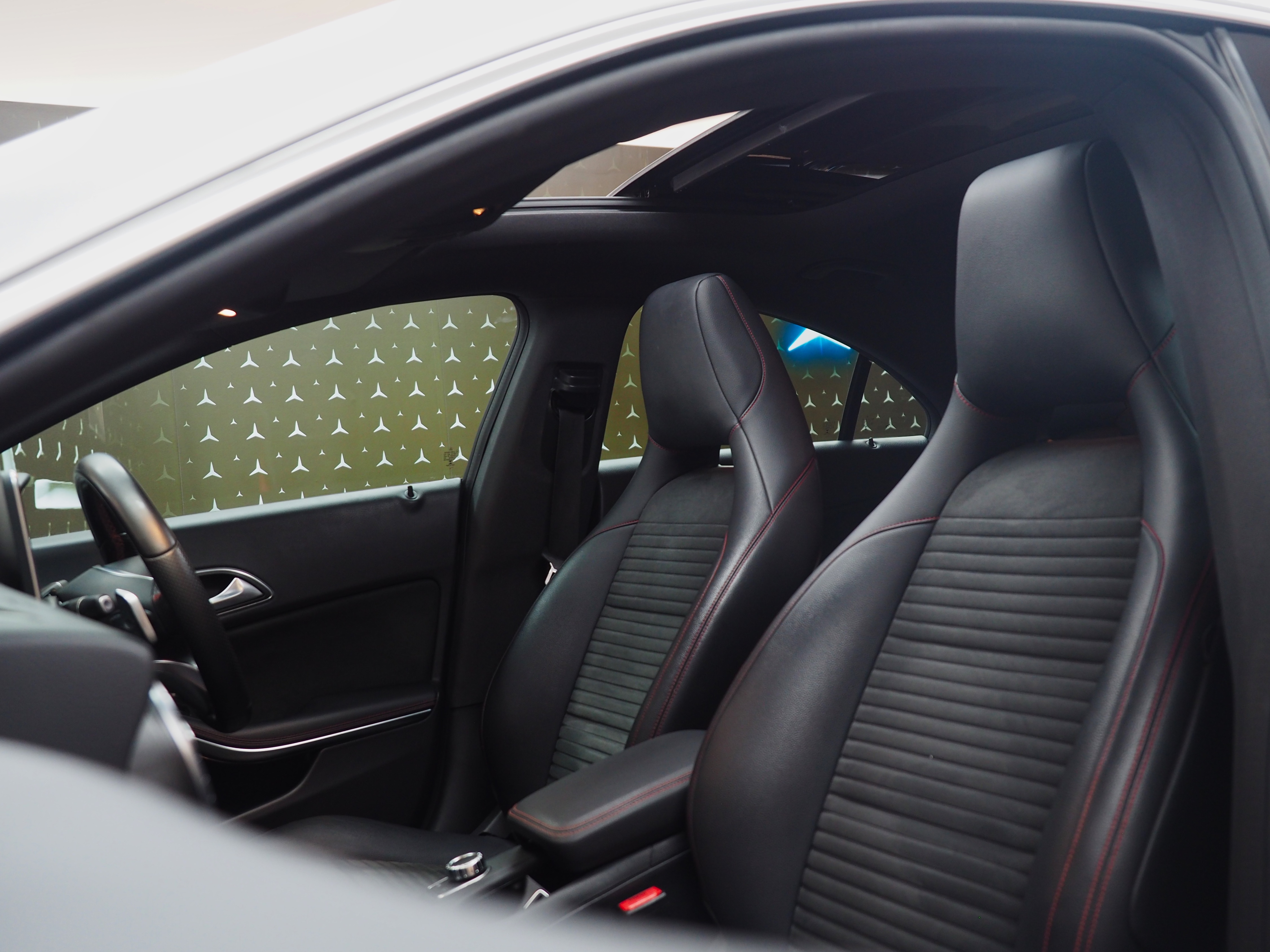 จองแล้ว CLA250 AMG W117