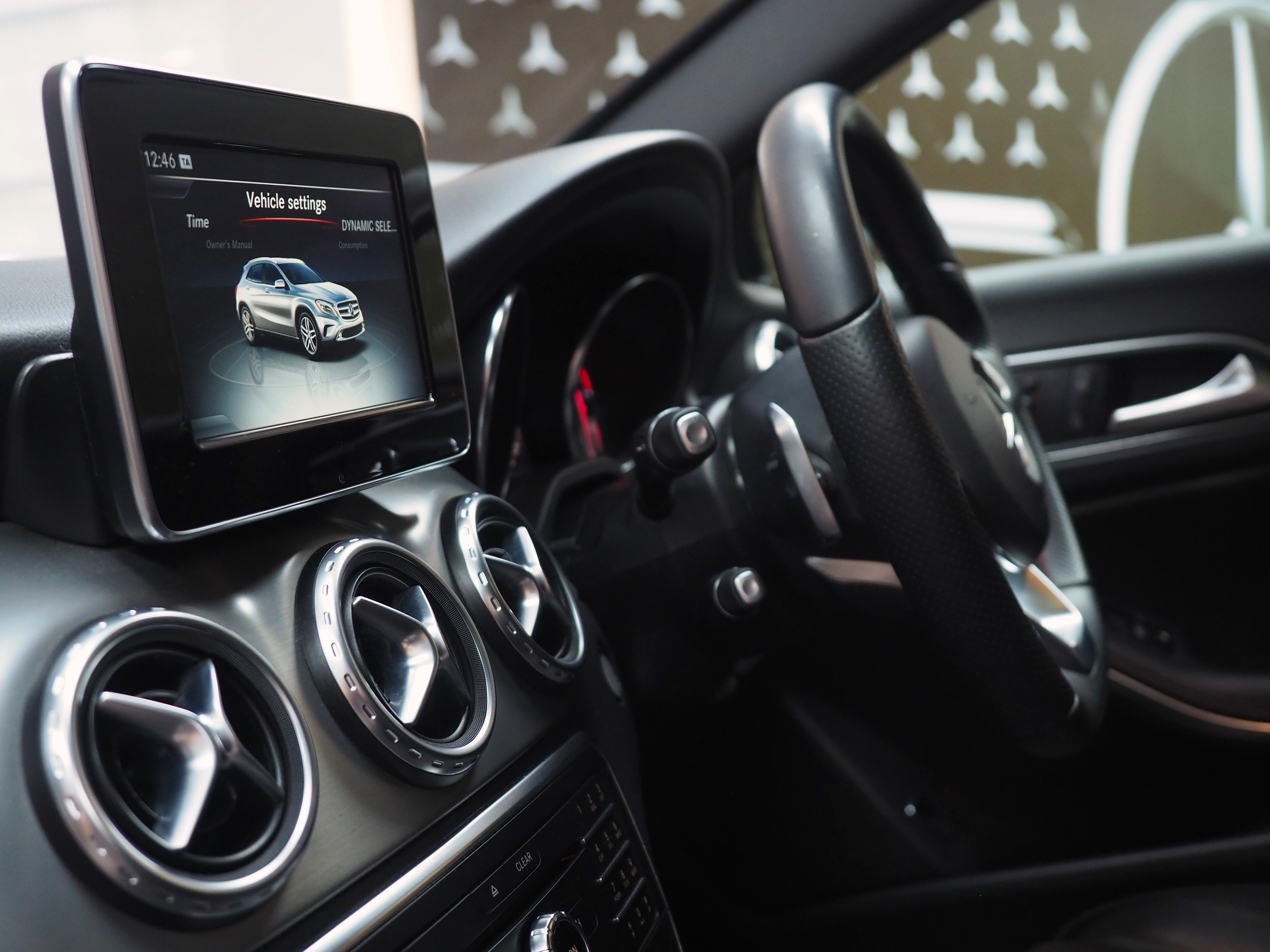 จองแล้ว GLA250 AMG Dynamic W156