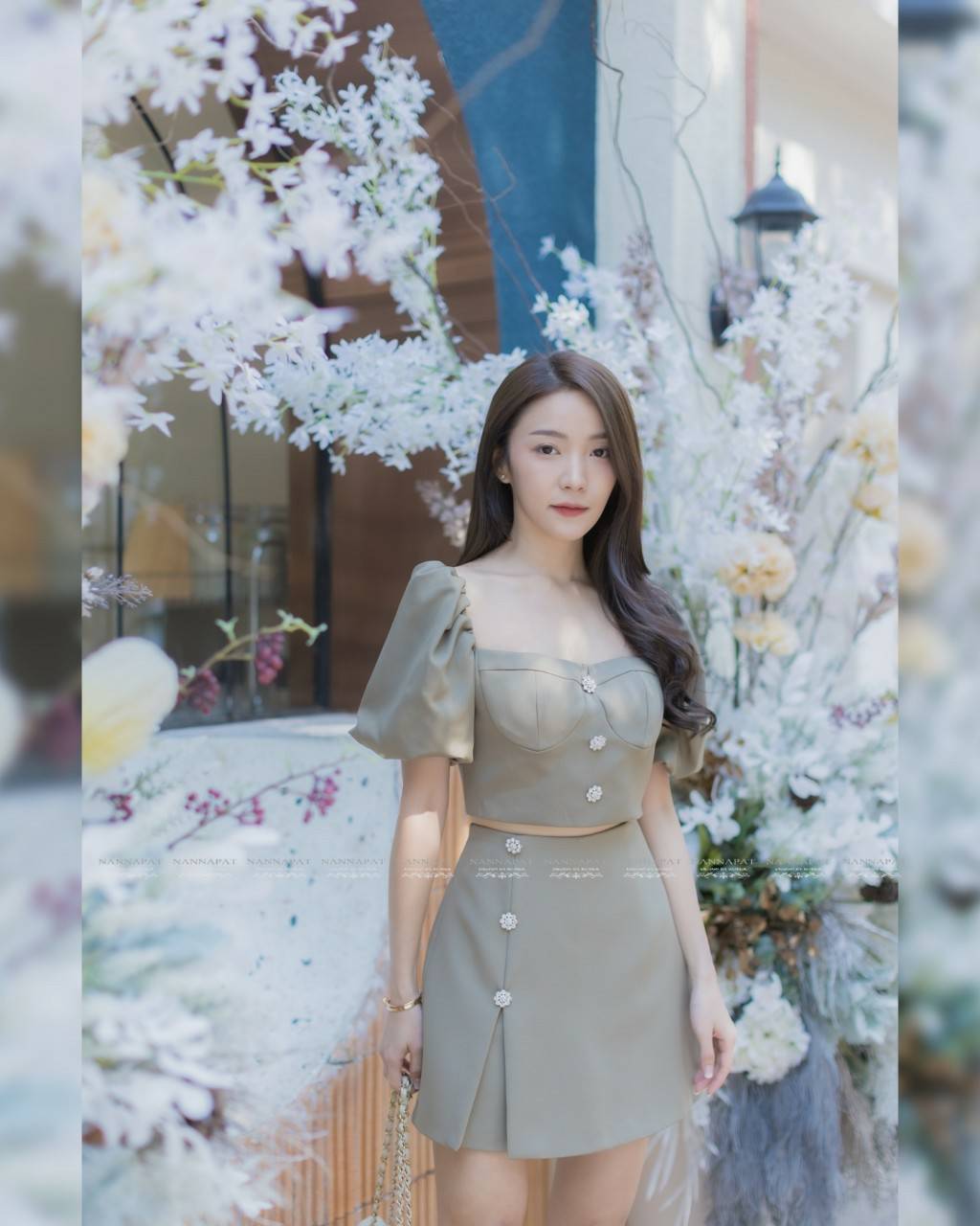 เสื้อคร็อปซิปหลังแขนตุ๊กตาสีเขียว