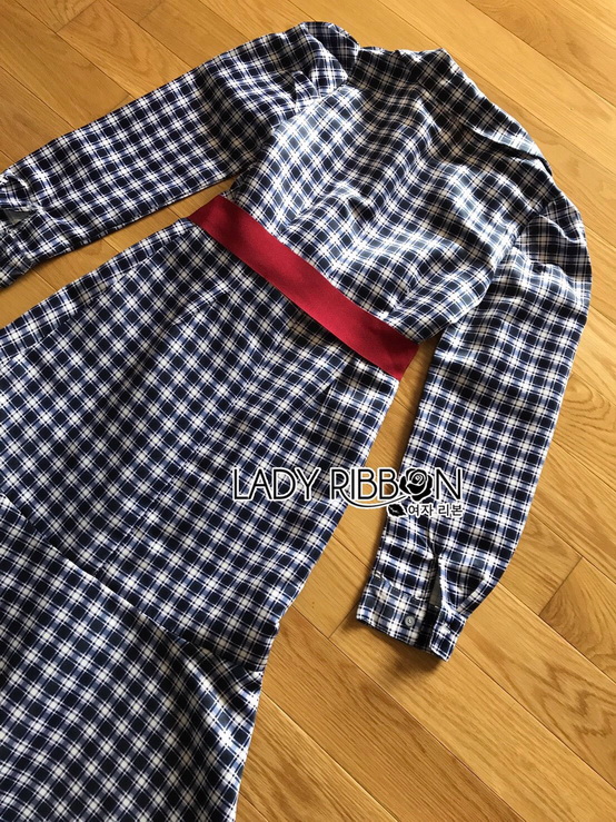 Dress with Red Ribbon เชิ้ตเดรสยาวลายสก็อตสีนํ้าเงิน